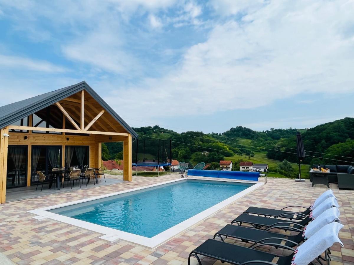 Holiday House Adamo Selno Extérieur photo
